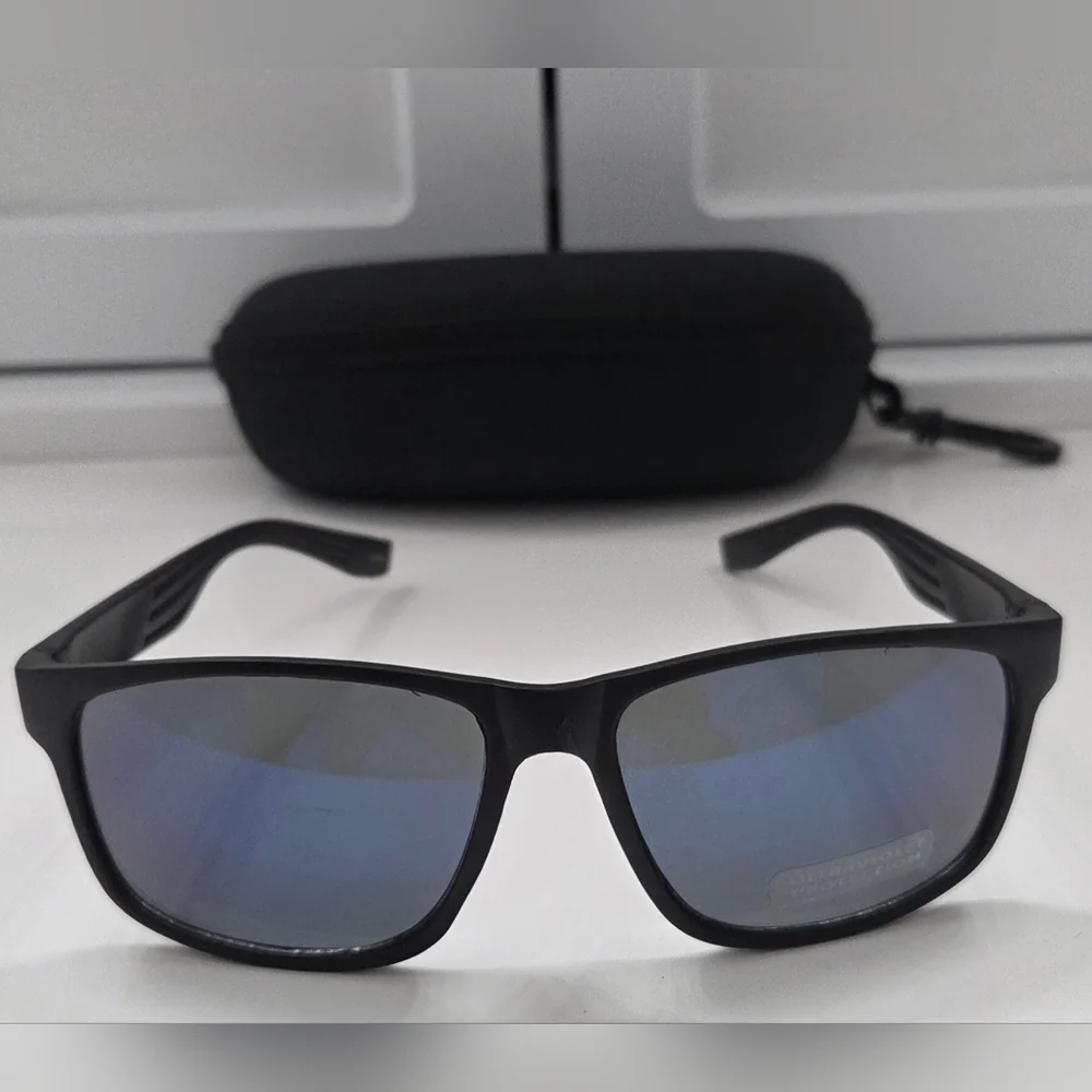🕯 Men's Matte Black Square Sunglasses UV400 Protective Lenses w/ Hard Case NWT